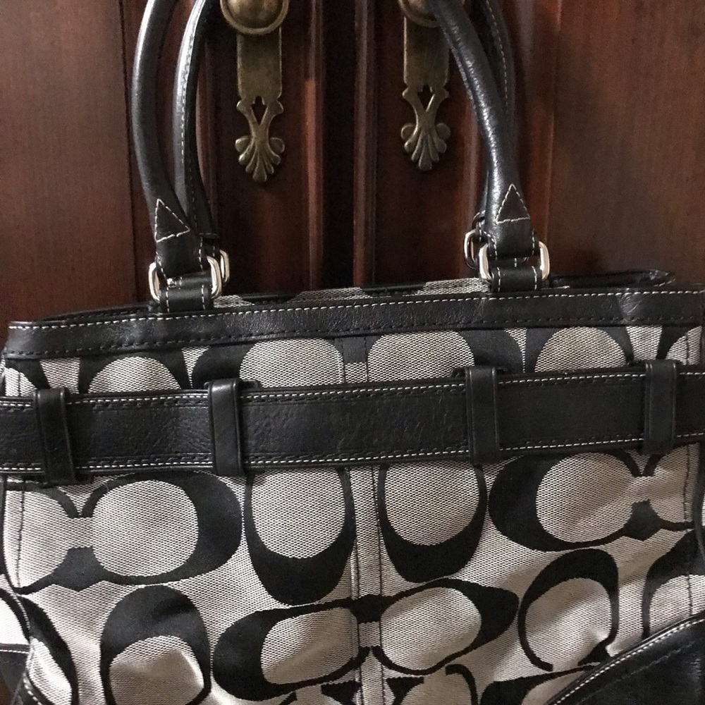 Coach bag - Picture 2 of 5